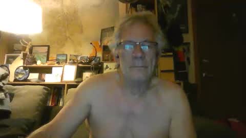 Snapshot of milehi1958 chatting on 26, 4, 2026 Milehi1958 online show from 26, 4, 2026