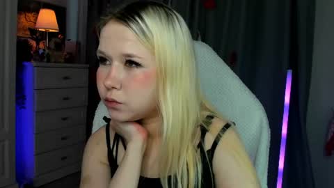 Snapshot of milemissyy chatting on 16, 7, 2026 Mia online show from 16, 7, 2026