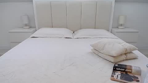 Milena online show from 9, 1, 2025