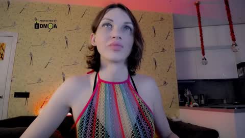 Milena Hardy online show from 3, 2, 2025