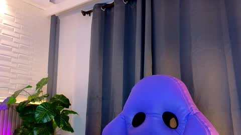 milena_lawson online show from 25, 10, 2025