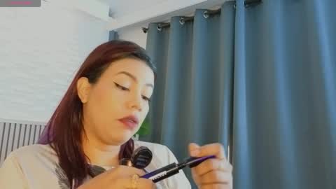 milena_lawson online show from 30, 4, 2026
