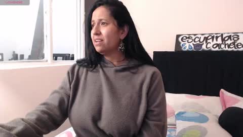 Snapshot of milenacams chatting on 28, 2, 2025 milena online show from 28, 2, 2025