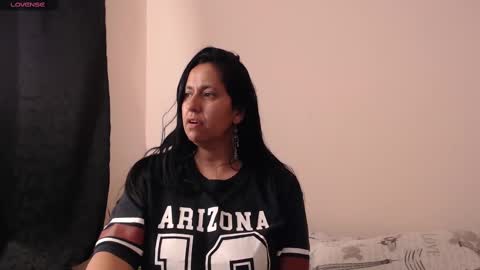 Snapshot of milenacams chatting on 9, 3, 2025 milena online show from 9, 3, 2025