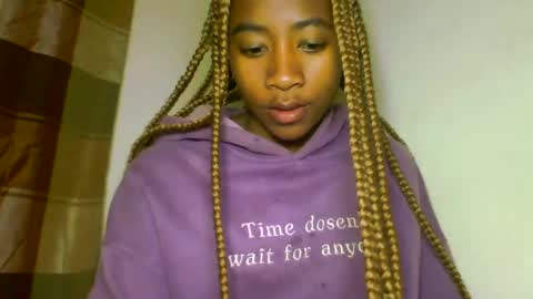Snapshot of milennah chatting on 29, 6, 2026 milennah online show from 29, 6, 2026