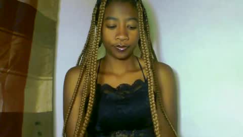 Snapshot of milennah chatting on 2, 7, 2026 milennah online show from 2, 7, 2026