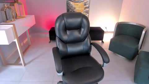 Miley Cruz  IG miley model23 online show from 18, 10, 2025