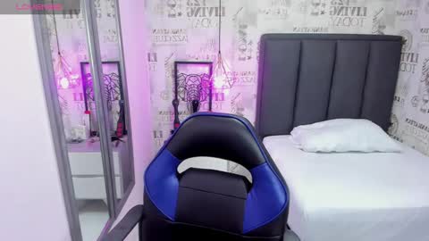 MILEY  online show from 21, 1, 2025