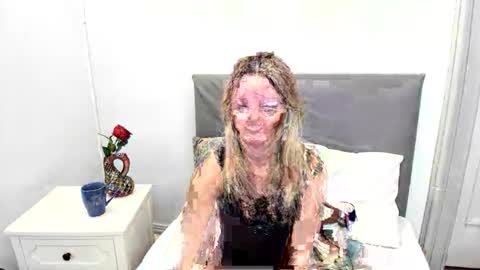 Snapshot of mileytop chatting on 12, 2, 2026 MileyTop online show from 12, 2, 2026