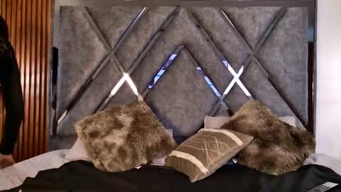 Snapshot of milf__celeste chatting on 19, 4, 2026 milf__celeste online show from 19, 4, 2026
