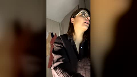 Snapshot of milf__pretty chatting on 31, 5, 2026 Melissa online show from 31, 5, 2026