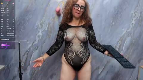 Snapshot of milf_drip chatting on 23, 4, 2026 Lili online show from 23, 4, 2026