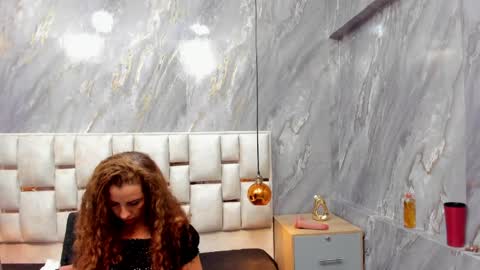 Snapshot of milf_drip chatting on 11, 5, 2026 Lili online show from 11, 5, 2026