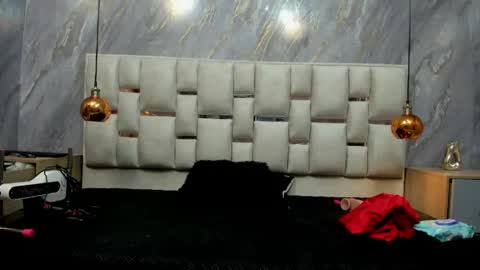 Snapshot of milf_drip chatting on 21, 5, 2026 Lili online show from 21, 5, 2026