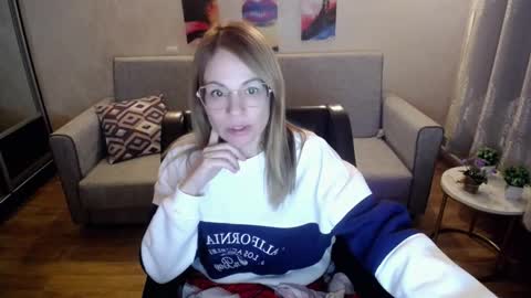 milf_for_u777 online show from 29, 9, 2025