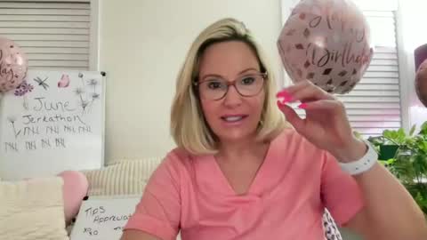 MIlf Goddess online show from 15, 6, 2026