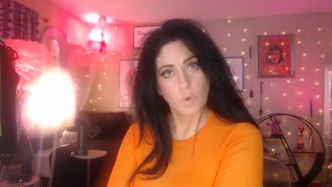 Snapshot of milf_lacey chatting on 23, 6, 2026 Milf Lacey online show from 23, 6, 2026