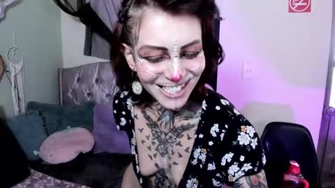 Isabella online show from 11, 12, 2024