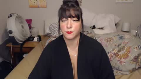 MILF Monee online show from 21, 6, 2026
