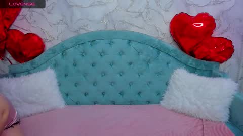 Snapshot of milinafox chatting on 26, 2, 2025 milinafox online show from 26, 2, 2025