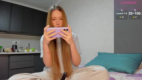 MilkaLiza online show from 2, 3, 2026