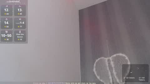 Snapshot of milker_amira chatting on 6, 12, 2024 Amira online show from 6, 12, 2024