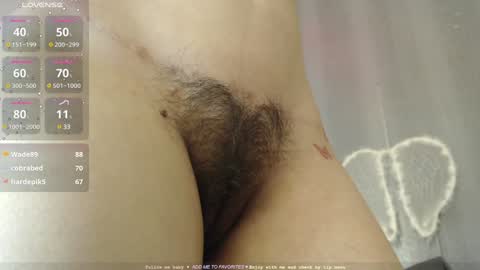 Snapshot of milker_amira chatting on 15, 12, 2024 Amira online show from 15, 12, 2024