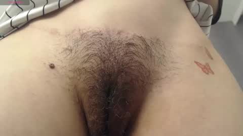 Snapshot of milker_amira chatting on 20, 2, 2025 Amira online show from 20, 2, 2025