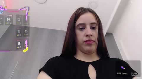 Snapshot of milker_amira chatting on 18, 9, 2025 Amira online show from 18, 9, 2025