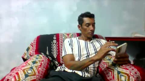 Hammer online show from 9, 4, 2026