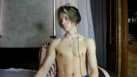 Isaac online show from 5, 11, 2025