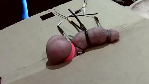 milk me dry online show from 14, 3, 2026