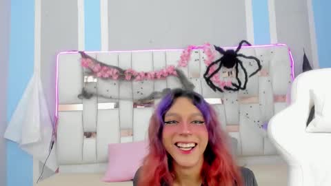 Michelle  online show from 27, 10, 2025