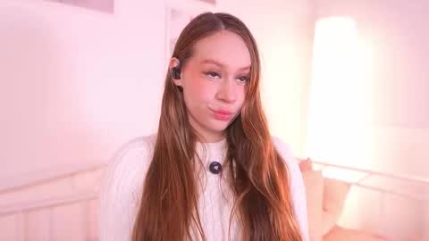 milky_0 online show from 19, 10, 2025