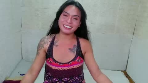 Snapshot of milkycumnel23 chatting on 24, 4, 2026 NEL 23 online show from 24, 4, 2026