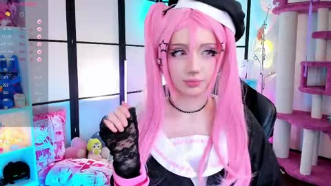 milky cute online show from 28, 4, 2026