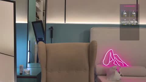 Snapshot of milla_kuni chatting on 21, 1, 2025 Mila online show from 21, 1, 2025