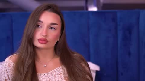 Milla online show from 19, 10, 2025