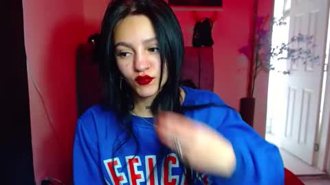 Violeta online show from 8, 9, 2025