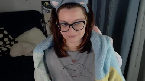 Snapshot of millapoolys chatting on 1, 5, 2026 Milla online show from 1, 5, 2026