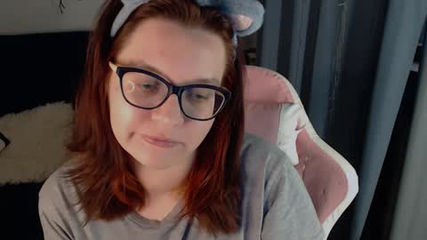 Snapshot of millapoolys chatting on 8, 5, 2026 Milla online show from 8, 5, 2026