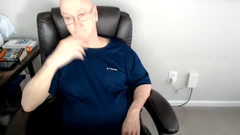 Snapshot of millenium0129 chatting on 9, 7, 2026 millenium0129 online show from 9, 7, 2026