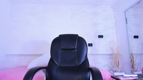 Snapshot of millie_brown21 chatting on 9, 2, 2026 Millie online show from 9, 2, 2026