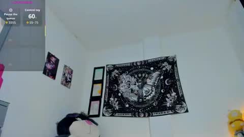 Snapshot of millie_lamar chatting on 24, 7, 2026 online show from 24, 7, 2026