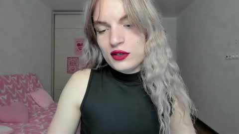 Snapshot of millikira006 chatting on 29, 4, 2026 mili-kira online show from 29, 4, 2026
