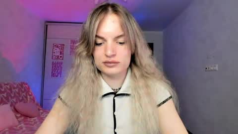 Snapshot of millikira006 chatting on 17, 5, 2026 mili-kira online show from 17, 5, 2026