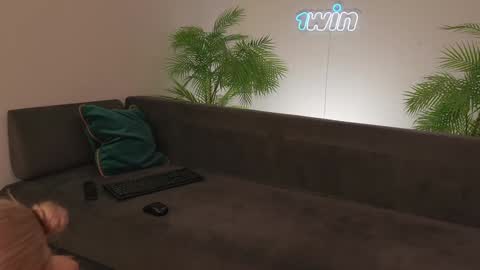 Snapshot of milly____ chatting on 30, 1, 2025 Charlie online show from 30, 1, 2025