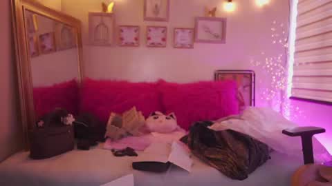 Snapshot of milly_kenner chatting on 22, 7, 2026 MILLY online show from 22, 7, 2026