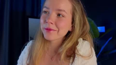 Milly    online show from 4, 3, 2025