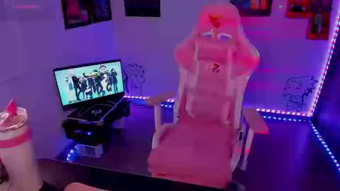 Monkey D Maddie online show from 24, 9, 2025